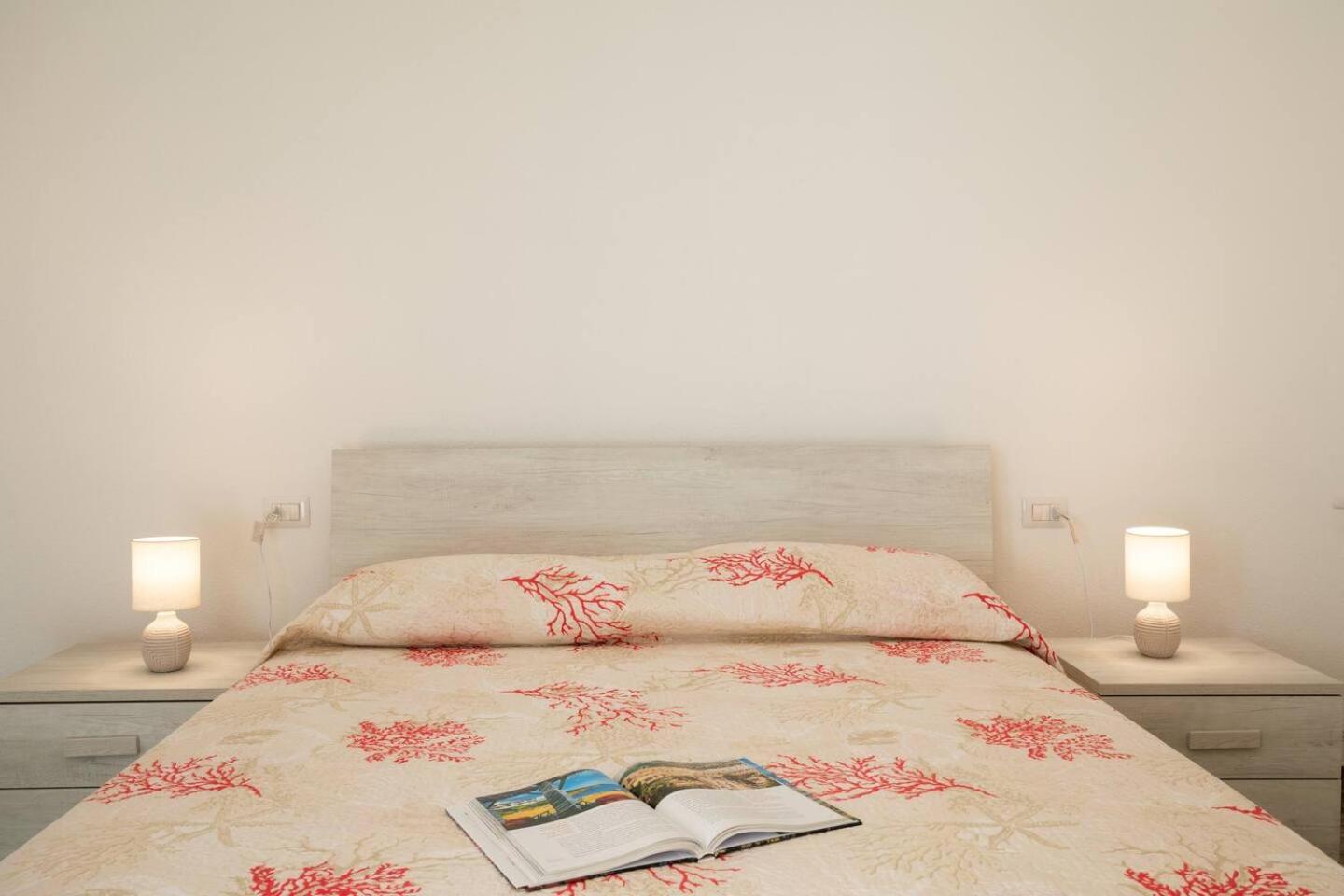 Zaira Home Free Wi-Fi 5 Minuti Dal Lago Liscia Sant'Antonio di Gallura Exterior photo