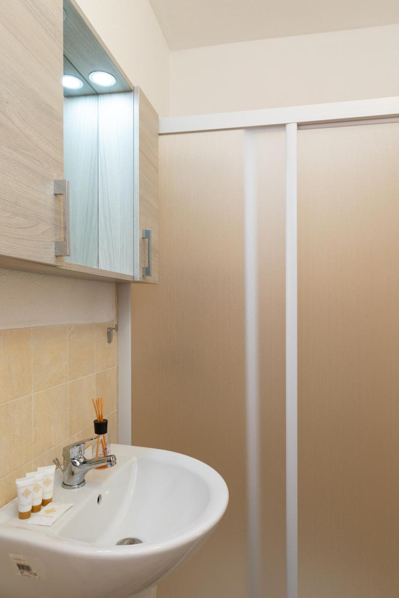 Zaira Home Free Wi-Fi 5 Minuti Dal Lago Liscia Sant'Antonio di Gallura Exterior photo