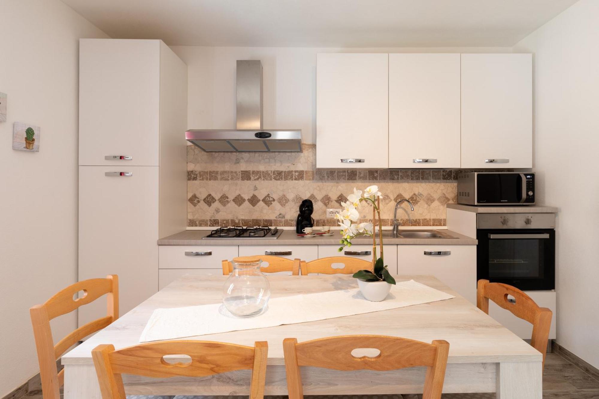Zaira Home Free Wi-Fi 5 Minuti Dal Lago Liscia Sant'Antonio di Gallura Exterior photo